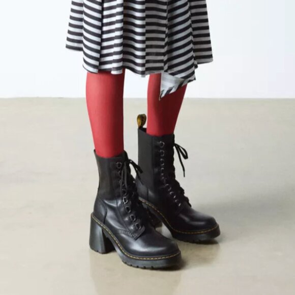 Like New Dr. Martens Chesney Leather Flared Heel Lace Up Boots - Women's 6 - Picture 4 of 7